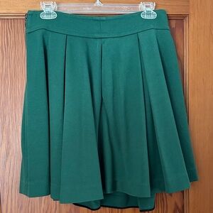 Elegant Green Women's Skirt
